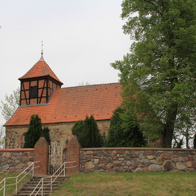 Bild vergr&ouml;&szlig;ern: Pripsleben - Kirche