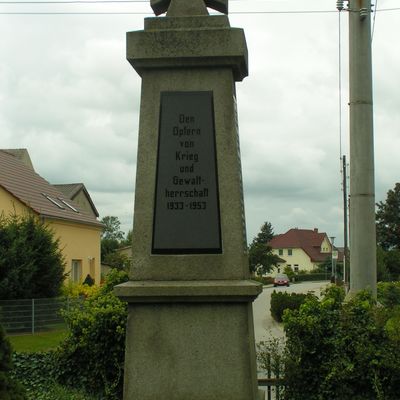Bartow - Kriegerdenkmal 