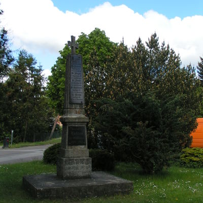 Wolde - Kriegerdenkmal Reinberg 