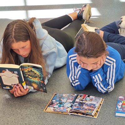 Bild vergr&ouml;&szlig;ern: "Ferien-Leselust" Lesezeit in jeder Lage