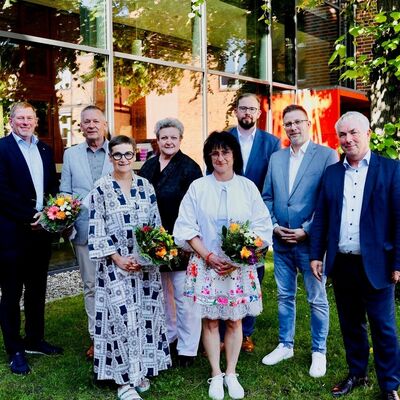 Bild vergr&ouml;&szlig;ern: Ehrung Claudia Ellgoth