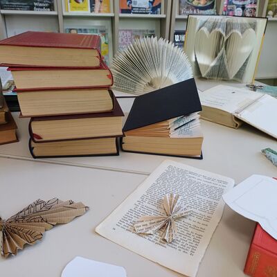 Basteln mit alten Büchern